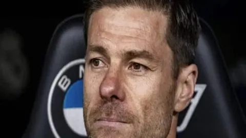 帕沃萊蒂读秒夺冠，拉涅利助力卡利亚里重回意甲！